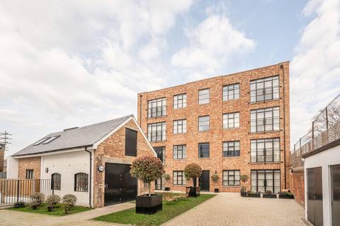 1 bedroom flat to rent, Mitcham Lane, Streatham Park, London, SW16