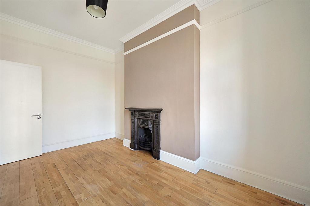 Alexandra Mansions SW3 Eden Harper