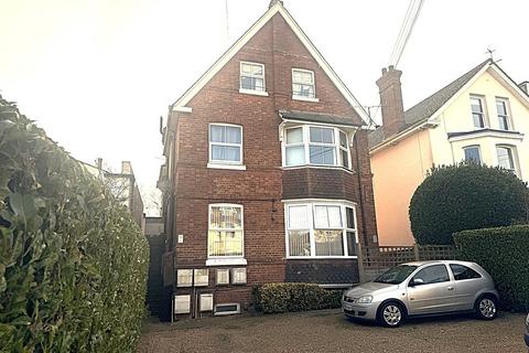 undefined, Queens Road, TUNBRIDGE WELLS