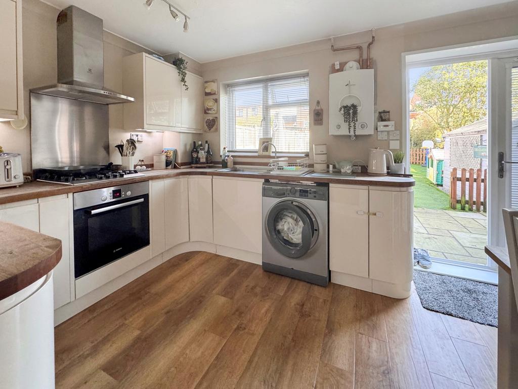 Kitchen 3