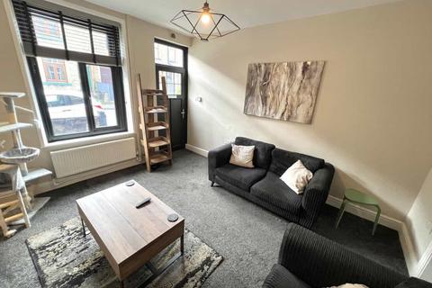 3 bedroom terraced house for sale, Cambridge Street, Todmorden