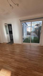 undefined, Belgrave Walk, Mitcham, CR4