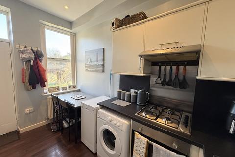 3 bedroom end of terrace house for sale, Burnley Road, Cornholme, Todmorden