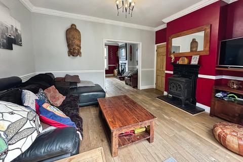 3 bedroom detached house for sale, Gladstone Street, Leicester LE8