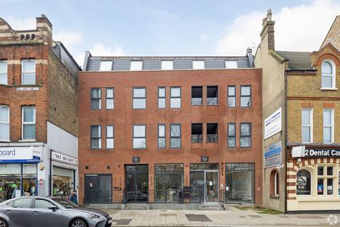 Retail property (high street) to rent, 751 High Rd London N12 8LD
