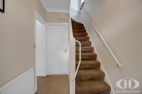 3 bedroom end of terrace house for sale, Wentworth Road, Southall