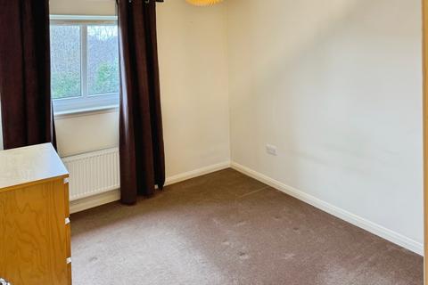 2 bedroom flat to rent, 53 Old Burdiehouse Road, Edinburgh EH17