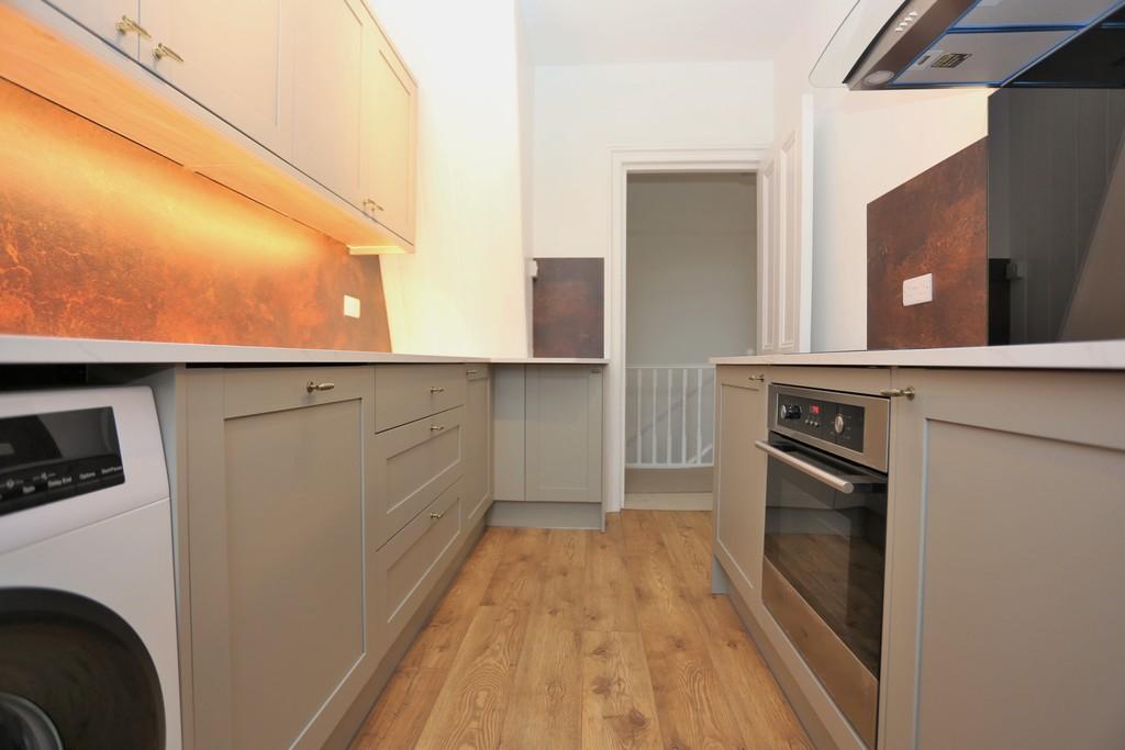 9, 173 Kingsway new25 (17)