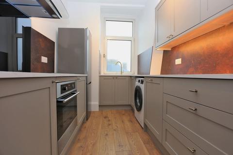 2 bedroom maisonette for sale, Kingsway, Hove