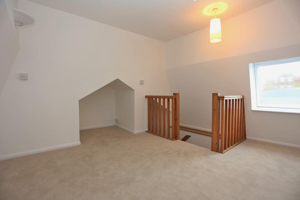 9, 173 Kingsway new25 (23)