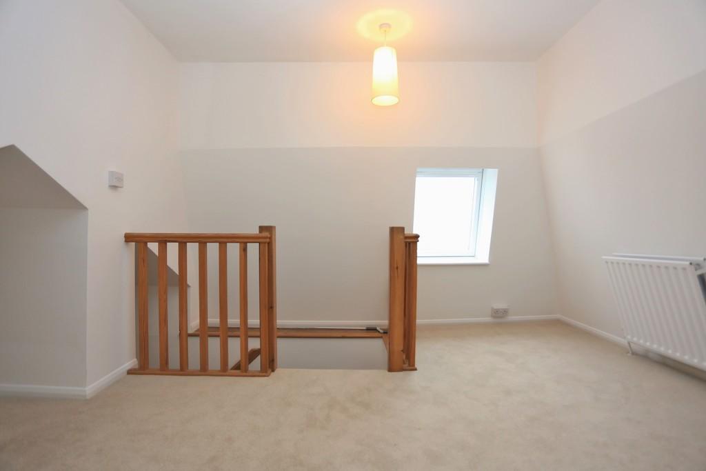9, 173 Kingsway new25 (25)