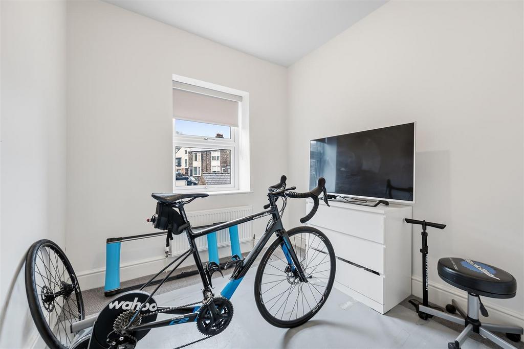 Bedroom One.jpg