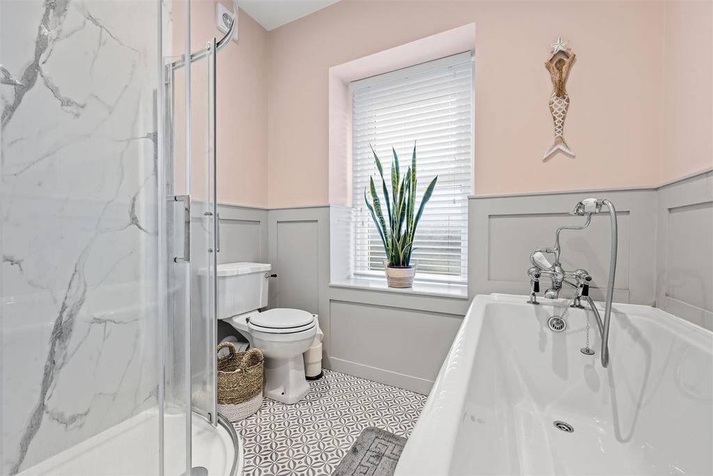 Bathroom - WC.jpg