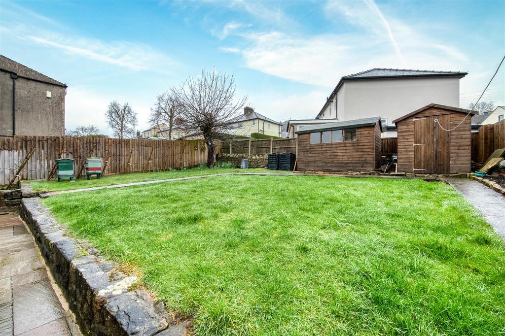 Rear Garden - lawn.jpg