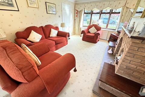 3 bedroom semi-detached house for sale, Rosalind Grove, Wolverhampton