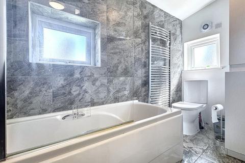 undefined, Queen Street, Pontypridd CF37