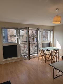 2 bedroom flat to rent, Wallace Street, Glasgow G5