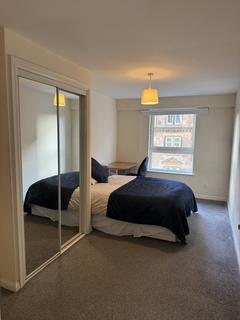 2 bedroom flat to rent, Wallace Street, Glasgow G5