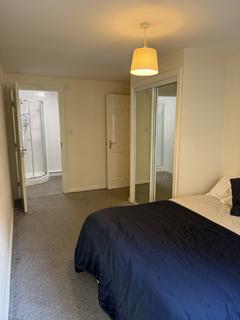 2 bedroom flat to rent, Wallace Street, Glasgow G5