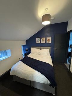 1 bedroom flat to rent, Ash Tree Road, Manchester