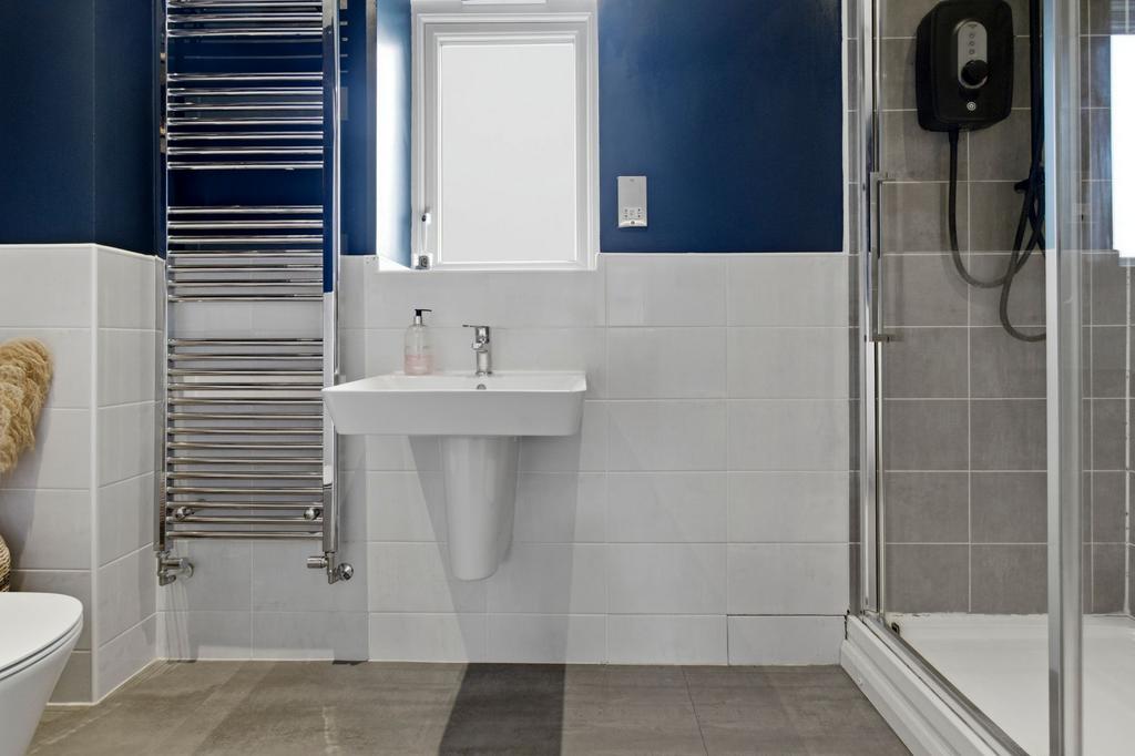 En suite Shower Room