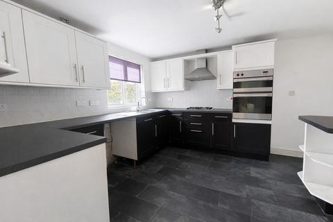 3 bedroom semi-detached house for sale, Chestnut Way, Tiptree
