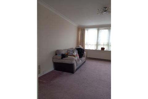 undefined, Caernarvon Close, Mitcham, CR4