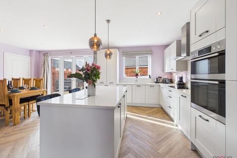 4 bedroom detached house for sale, Arthur Keene Close, Stonehouse GL10