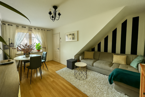 2 bedroom house to rent, Foxlea Gardens, Gosport, PO12