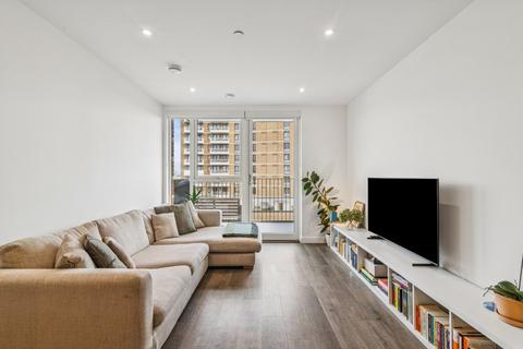 1 bedroom flat for sale, Kingsland Court, Streamdale Road, London