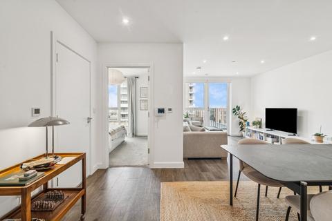 1 bedroom flat for sale, Kingsland Court, Streamdale Road, London