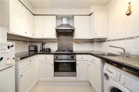 1 bedroom flat to rent, Lambeth Court, Frogmore, Wandsworth Town, London