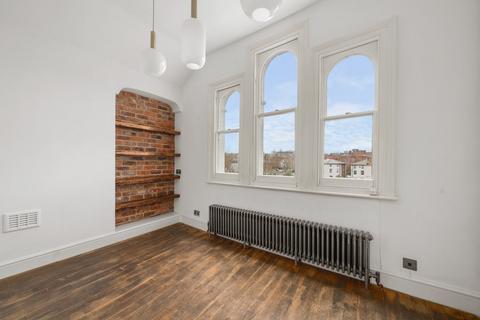 3 bedroom flat to rent, King Henrys Road, Primrose Hill, London