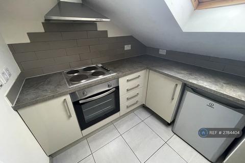 1 bedroom flat to rent, High St, Barnet, EN5