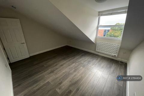 1 bedroom flat to rent, High St, Barnet, EN5
