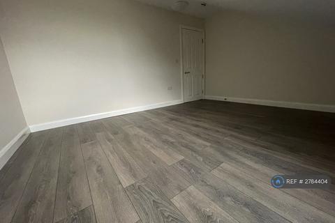 1 bedroom flat to rent, High St, Barnet, EN5