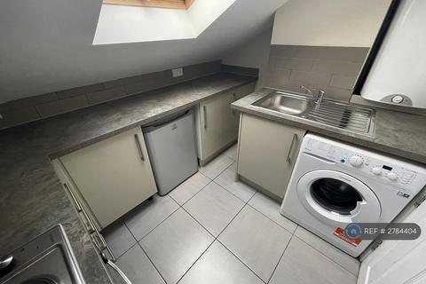1 bedroom flat to rent, High St, Barnet, EN5