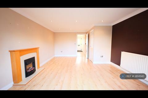 3 bedroom semi-detached house to rent, Racemeadow Crescent, Dudley, DY2