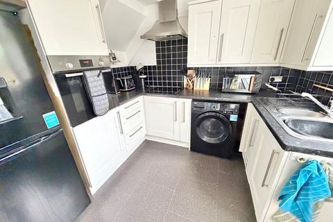 3 bedroom end of terrace house for sale, Brook Road, Great Sutton
