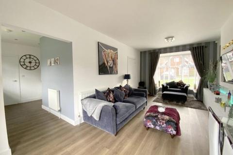 undefined, MEADOWLILLY COURT, NEW WALTHAM