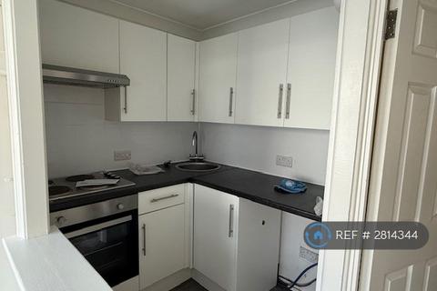 1 bedroom flat to rent, High Street, Sittingbourne, ME10