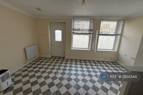 1 bedroom flat to rent, High Street, Sittingbourne, ME10