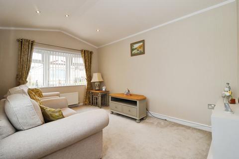 1 bedroom detached house for sale, Woodlands Park, BRISTOL, Avon, BS32