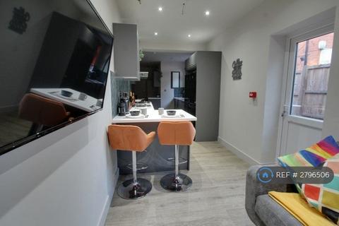 1 bedroom in a house share to rent, Dulverton Road, Leicester, LE3