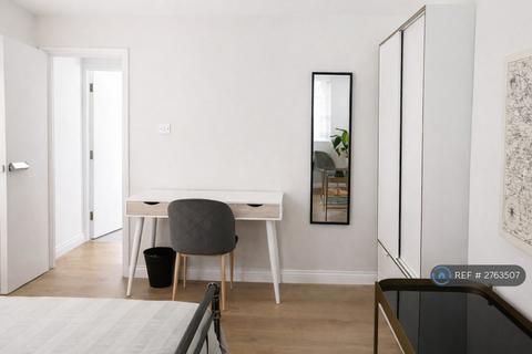undefined, Molesey House, London, E2