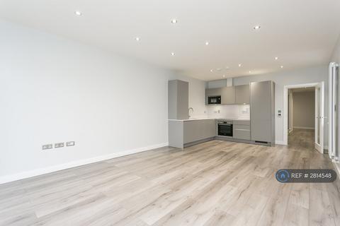 3 bedroom flat to rent, London Road, Tunbridge Wells, TN4