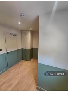 1 bedroom in a house share to rent, Methuen Road, Edgware, HA8