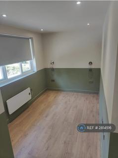 1 bedroom in a house share to rent, Methuen Road, Edgware, HA8