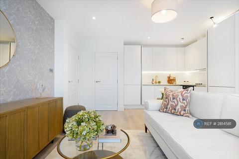 2 bedroom flat to rent, Elgar House, London, SW16