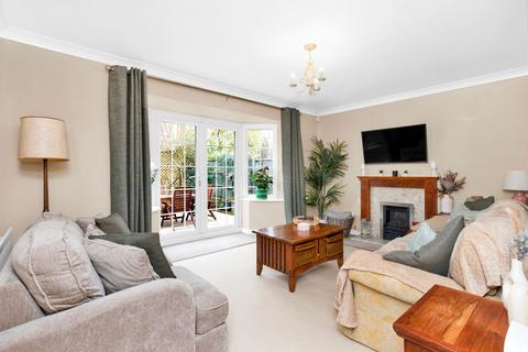 undefined, Shipley Close, Alton GU34